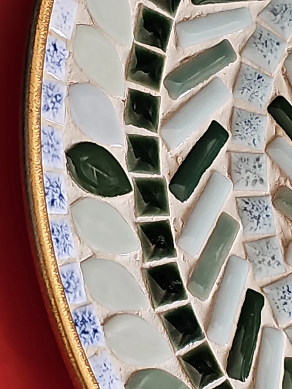 Handcrafted Green And Gold Mosaic Decorative Wall Plate / Platter 11.5